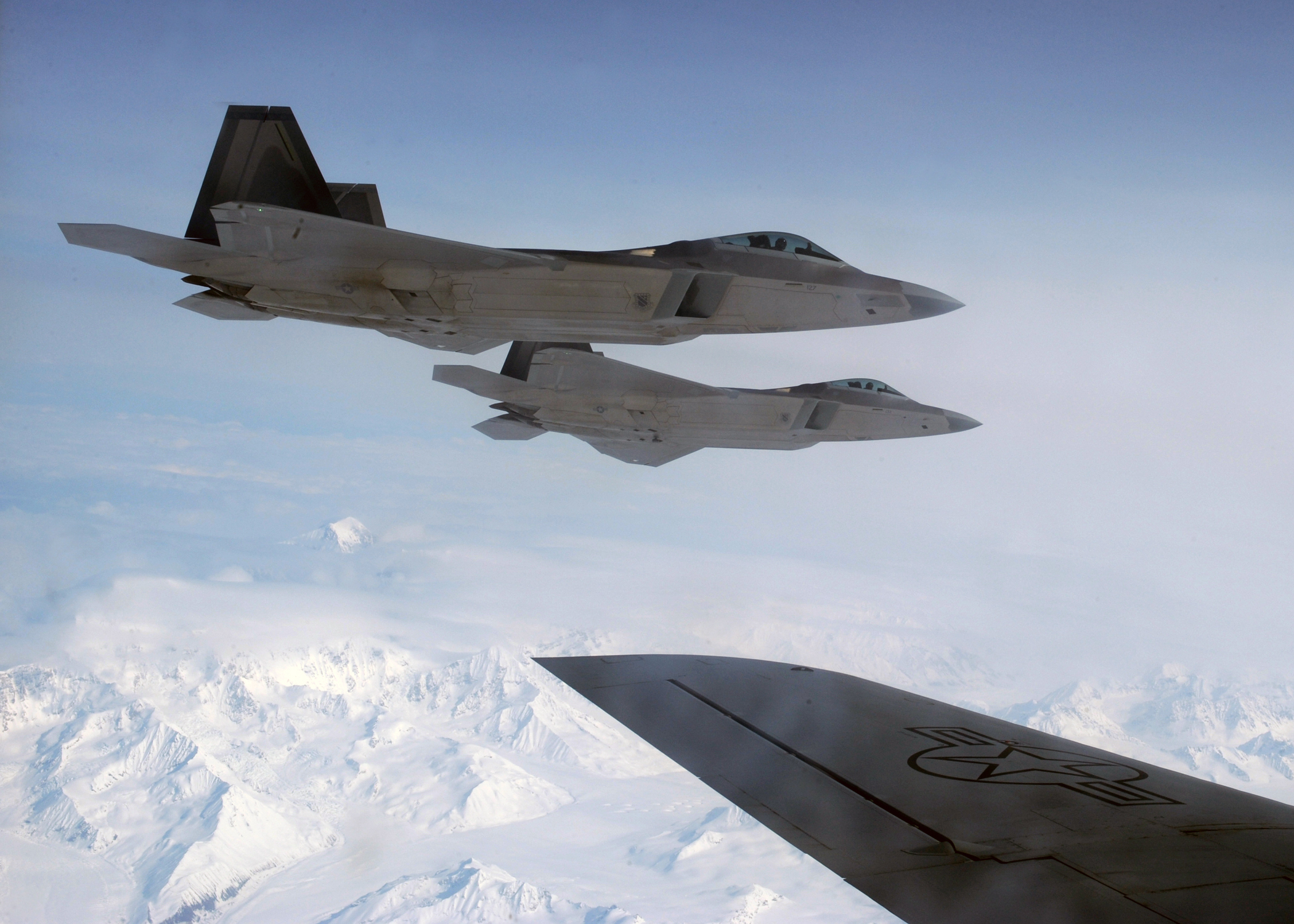 Military Lockheed Martin F-22 Raptor HD Wallpaper | Background Image