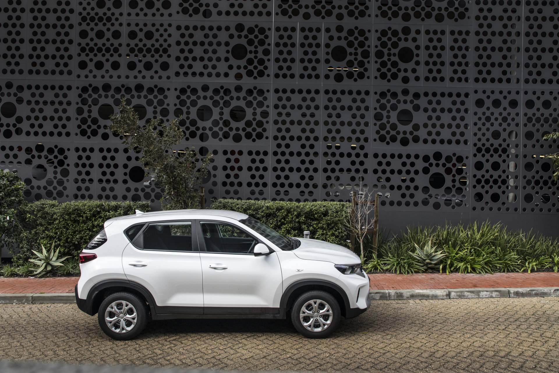 Download SUV Vehicle Kia Sonet LX 4k Ultra HD Wallpaper