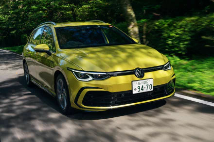 Volkswagen Golf eTSI R-Line Variant