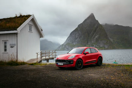  Red Porsche Macan GTS (95B)