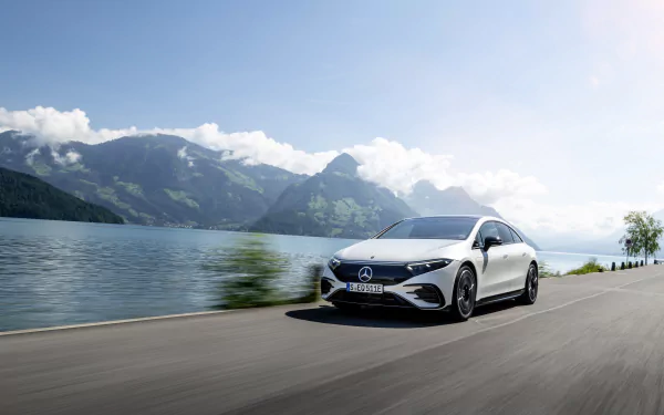  White 2021 Mercedes-Benz EQS 580 4MATIC (V297)