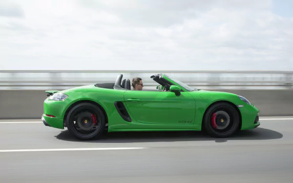  Green Porsche 718 Boxster GTS 4.0 MT (982)
