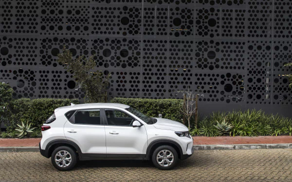 SUV vehicle Kia Sonet LX HD Desktop Wallpaper | Background Image