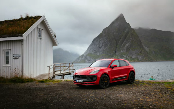  Red Porsche Macan GTS (95B)