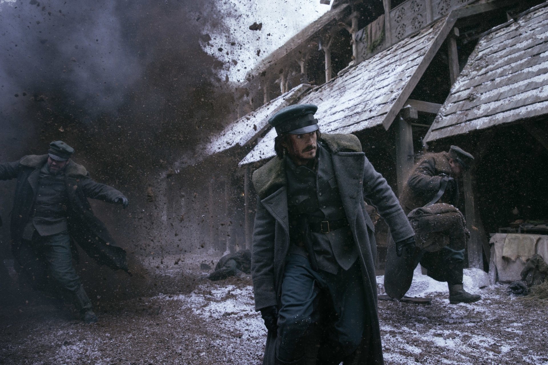 Download Rycroft Philostrate Orlando Bloom TV Show Carnival Row HD Wallpaper