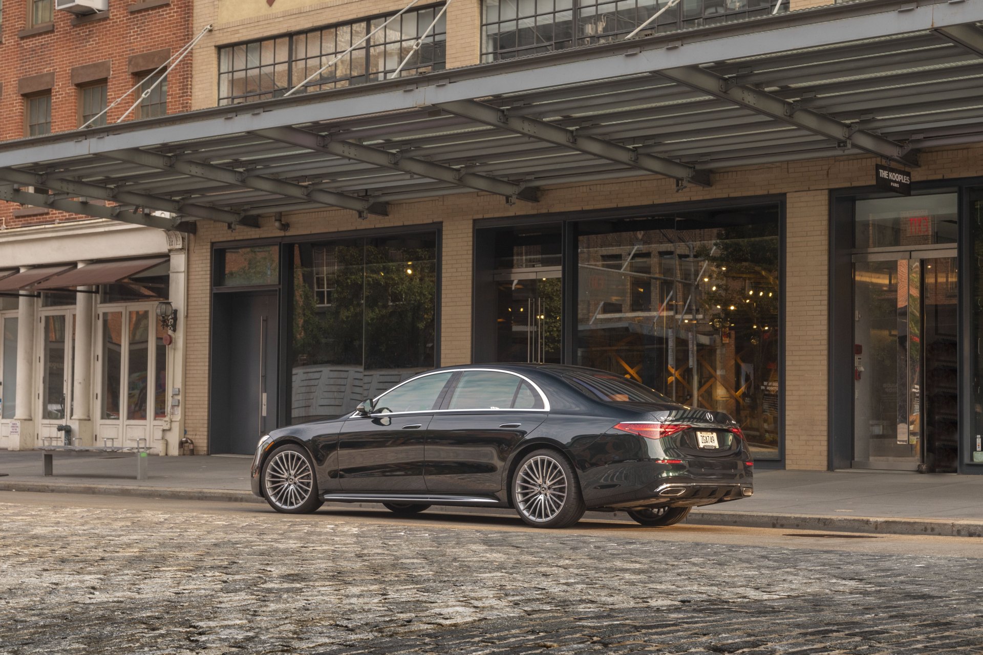 Download Vehicle Mercedes-Benz S500 4k Ultra HD Wallpaper