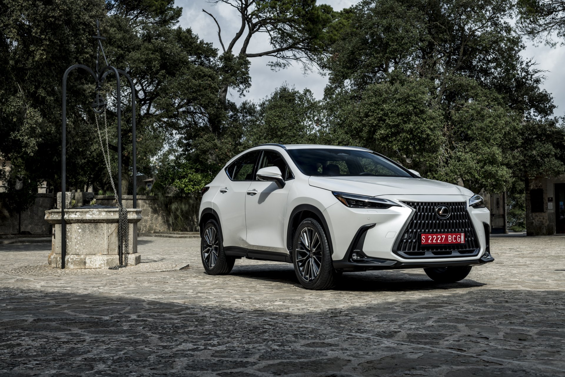 Download Lexus NX Vehicle Lexus NX 250 4k Ultra HD Wallpaper
