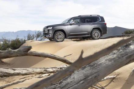 SUV vehicle Toyota Land Cruiser ZX HD Desktop Wallpaper | Background Image