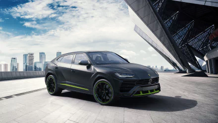  2021 Lamborghini Urus Graphite Capsule