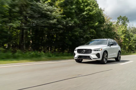 vehicle Volvo XC60 B6 AWD HD Desktop Wallpaper | Background Image