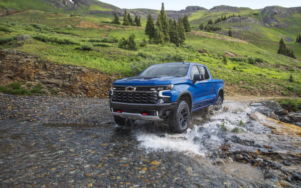 Chevrolet Silverado vehicle Chevrolet Silverado ZR2 HD Desktop Wallpaper | Background Image