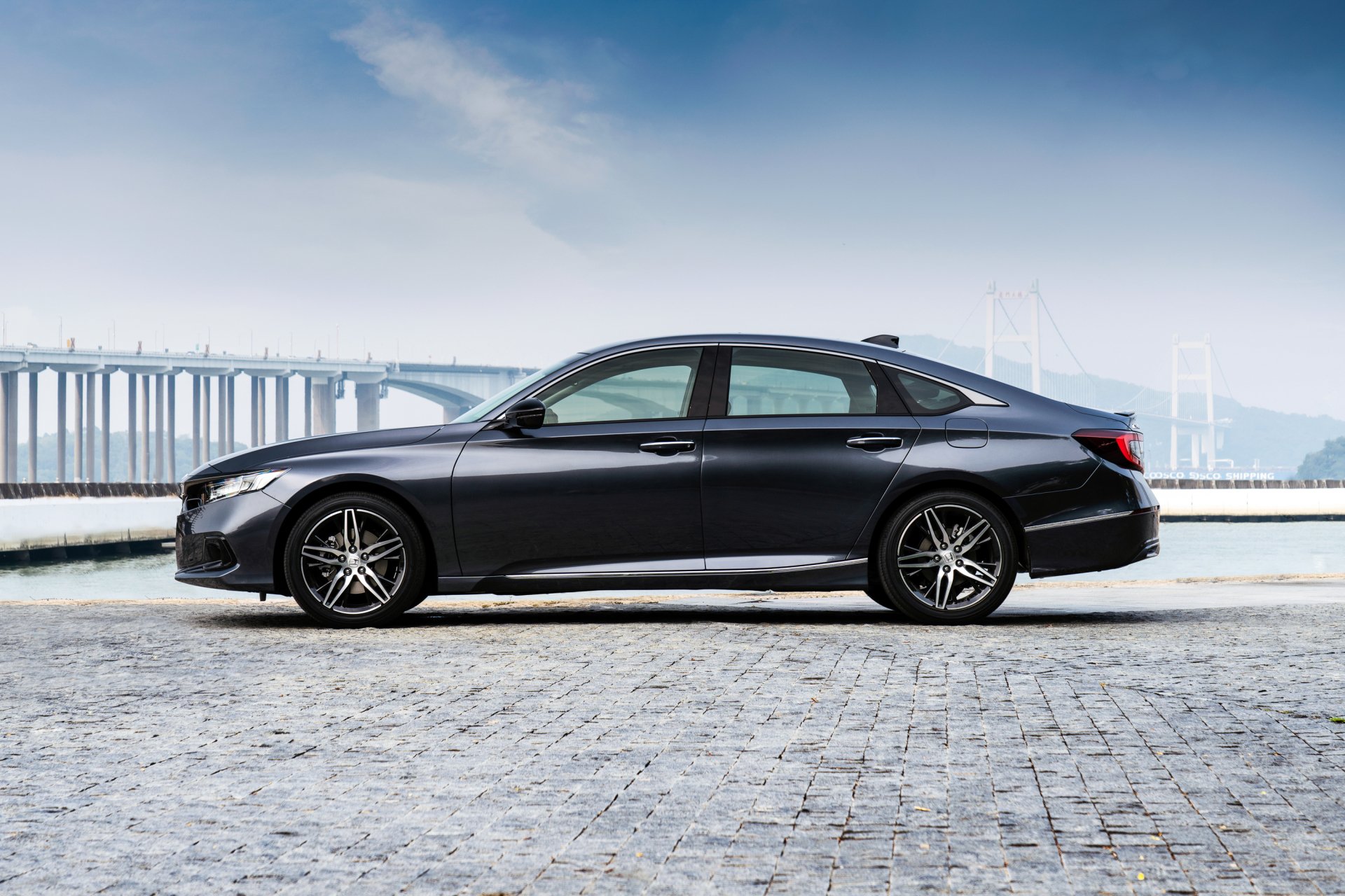 Download Vehicle Honda Accord Sport Hybrid HD Wallpaper