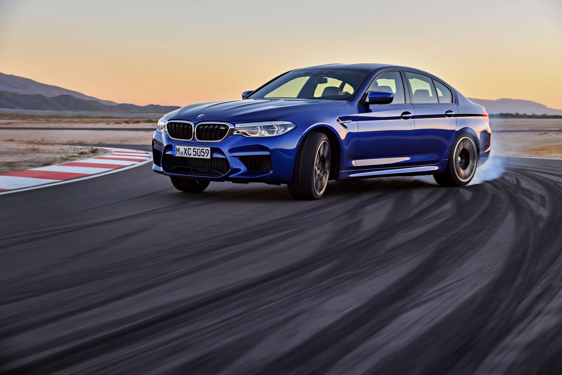 Download BMW F90 Vehicle BMW M5 4k Ultra HD Wallpaper