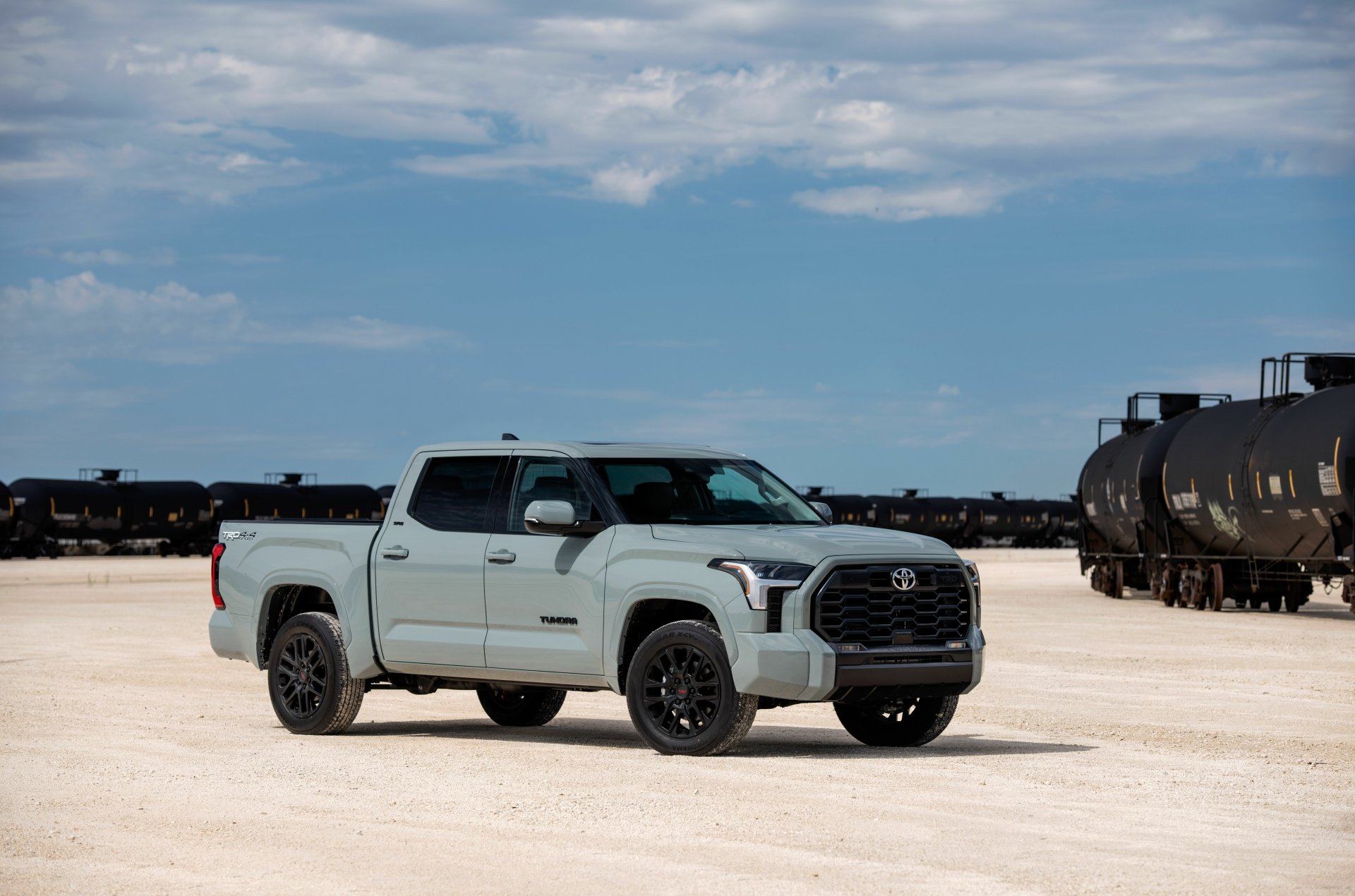 Download Toyota Tundra TRD SR5 CrewMax Vehicle Toyota Tundra 8k Ultra HD Wallpaper