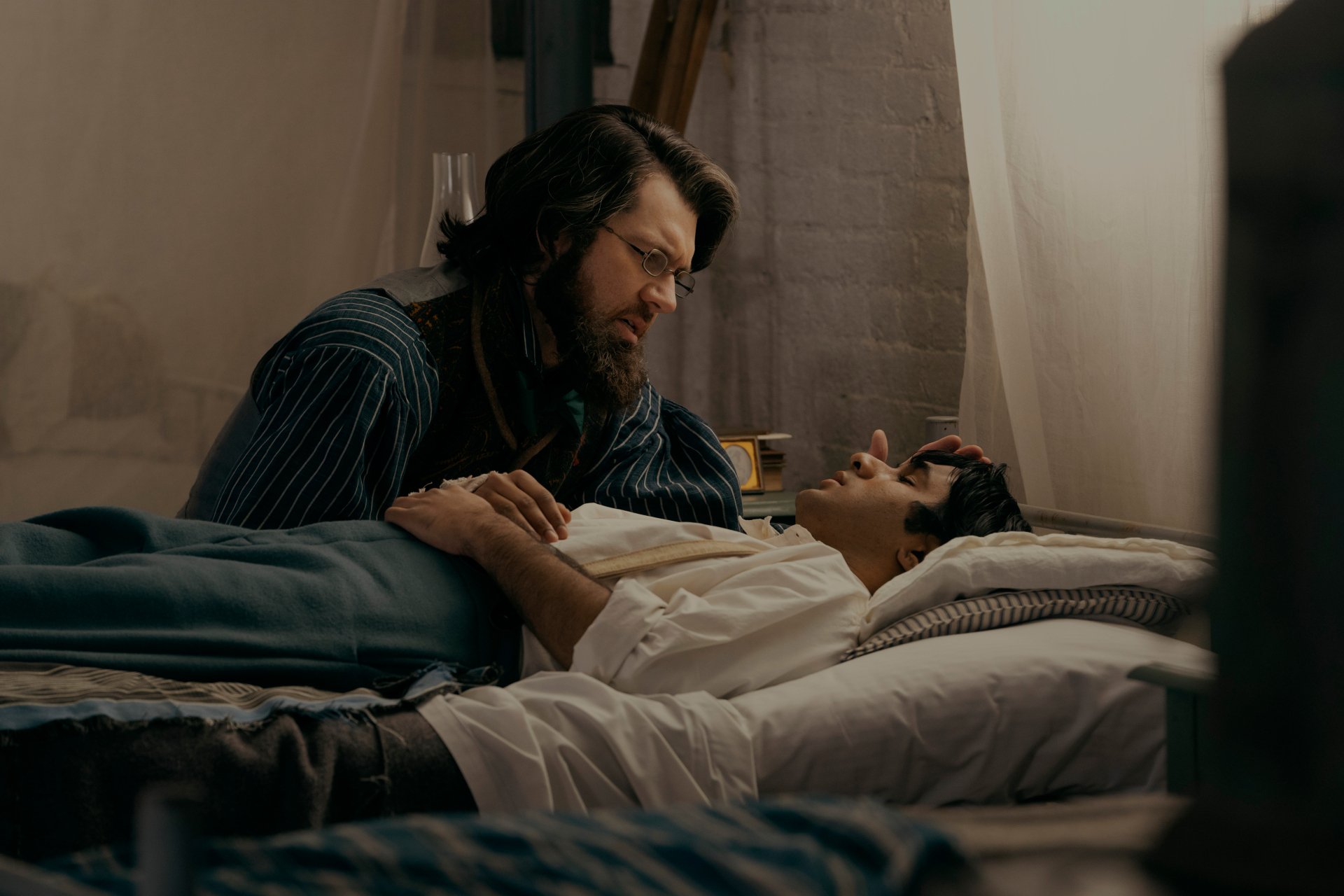 Download TV Show Dickinson 4k Ultra HD Wallpaper