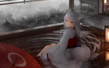 Anime girl with animal ears wearing a kimono sits in a wooden hot spring bath, overlooking a misty landscape at dusk in this HD PC desktop wallpaper.