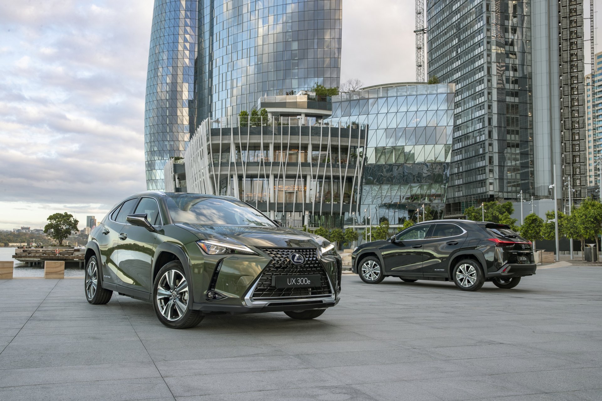 Download SUV Vehicle Lexus UX 300e HD Wallpaper