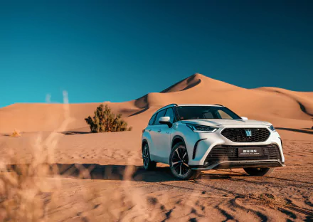 desert SUV vehicle Toyota Crown HD Desktop Wallpaper | Background Image