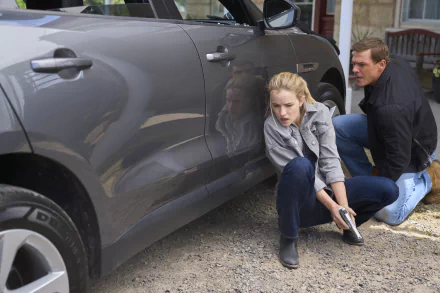 Willa Fitzgerald Alan Ritchson TV Show Reacher HD Desktop Wallpaper | Background Image