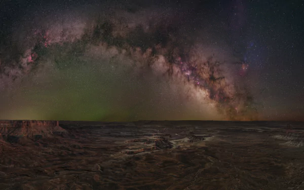 Canyonlands Green River Overlook by Joel Greenblatt