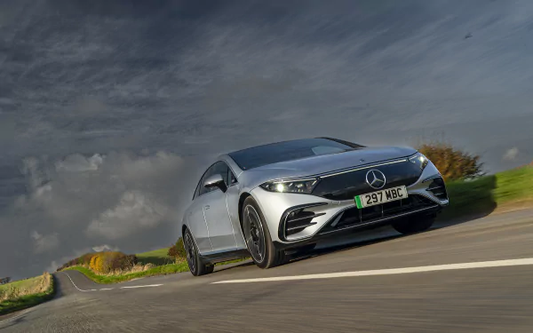 Mercedes-Benz EQS 450 AMG Line vehicle Mercedes-Benz EQS HD Desktop Wallpaper | Background Image