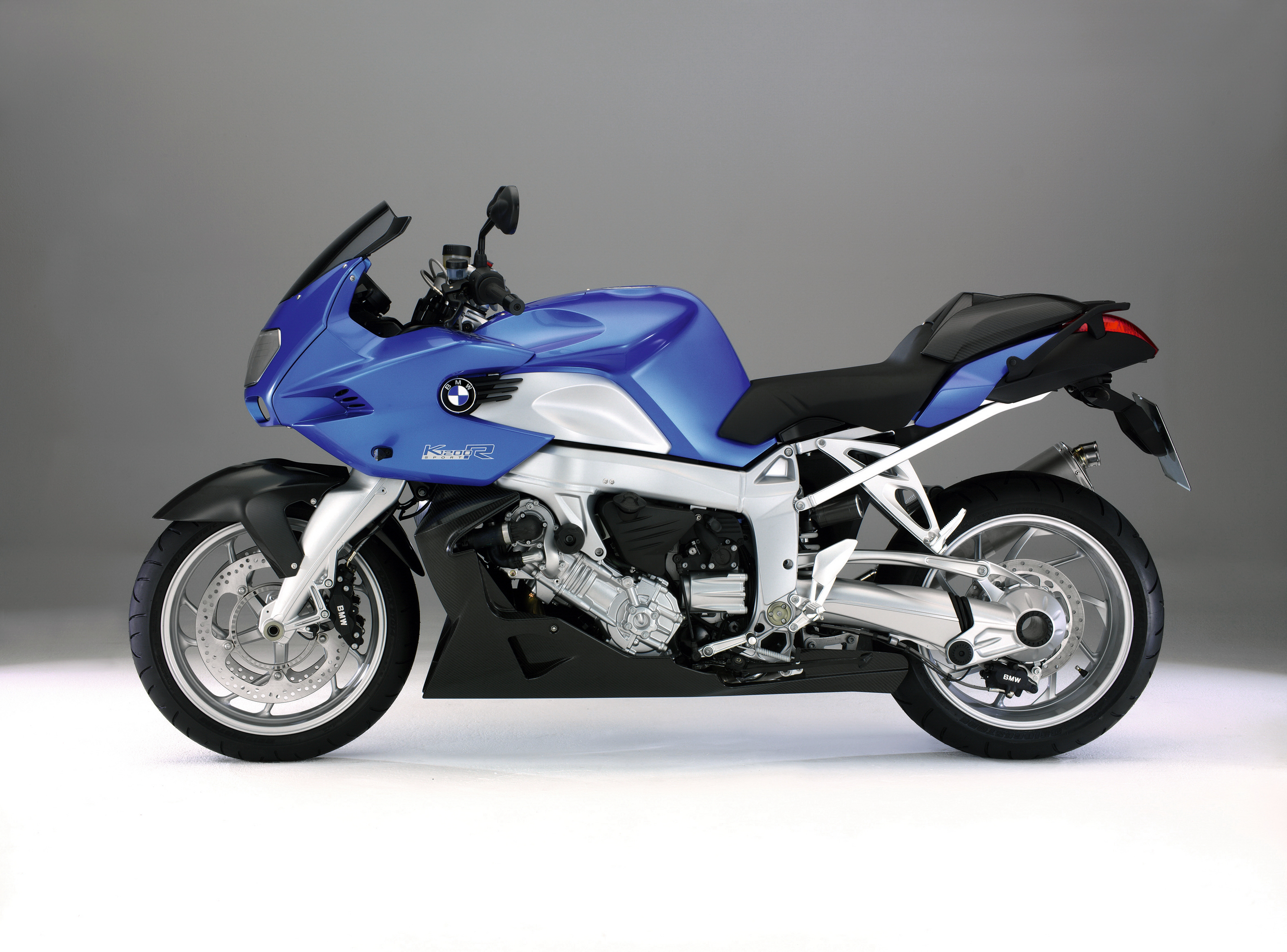 Мотоцикл bmw. Мотоцикл БМВ k1200. BMW k1200r Sport. Мотоцикл BMW 1200s. Мотоцикл BMW k1200r Sport.