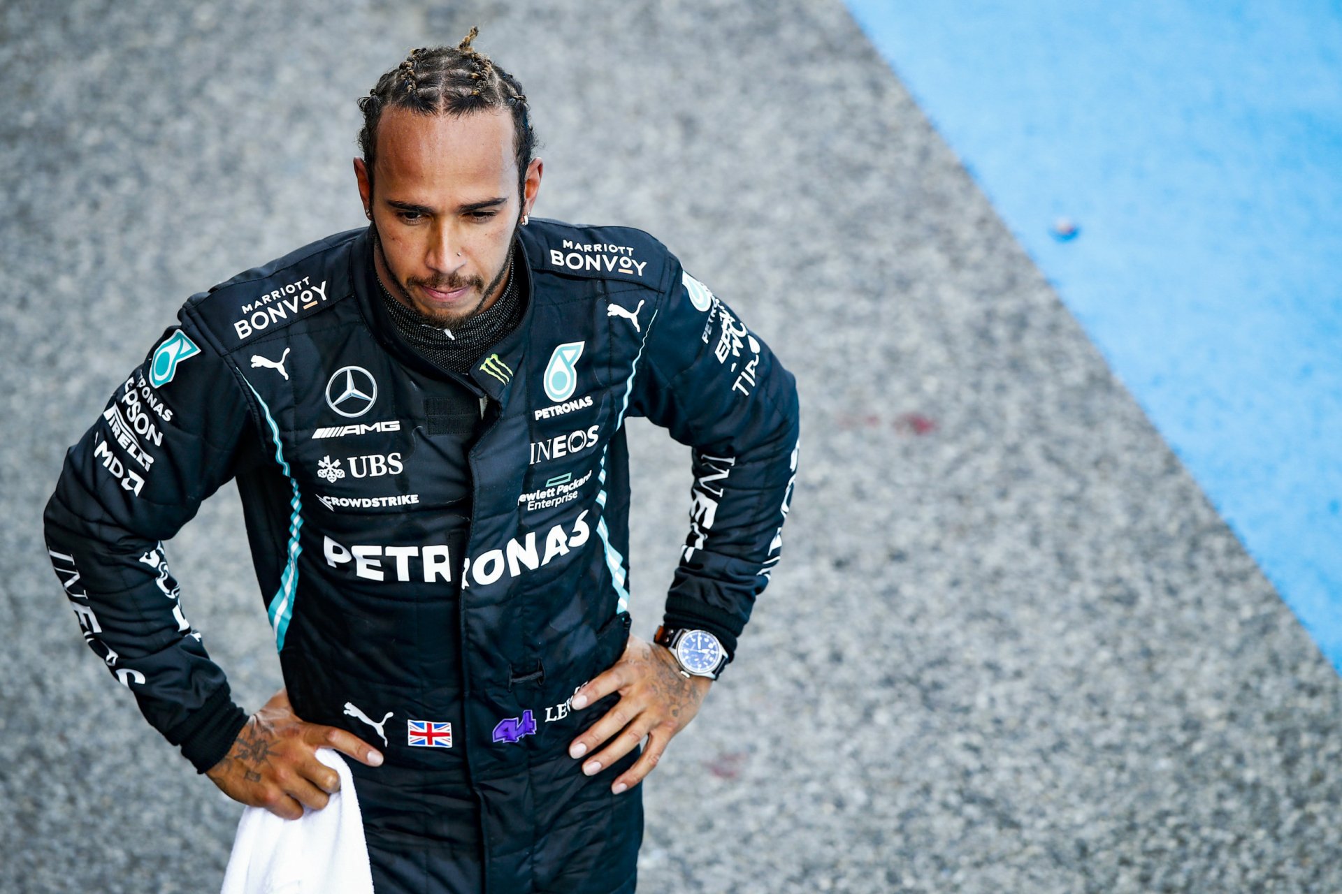 Download Lewis Hamilton Sports HD Wallpaper