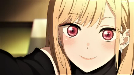 HD desktop wallpaper featuring Marin Kitagawa from the anime My Dress-Up Darling. Marin is shown with a warm smile and vibrant eyes, creating an engaging background.