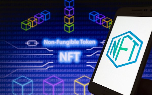 [] NFT 4k Wallpapers