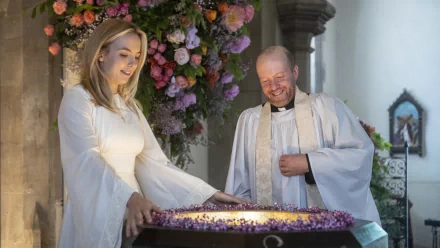 Jodie Comer TV Show Killing Eve HD Desktop Wallpaper | Background Image