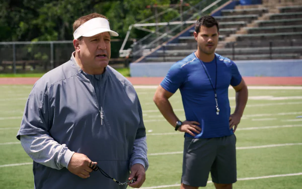 Taylor Lautner Kevin James movie Home Team HD Desktop Wallpaper | Background Image