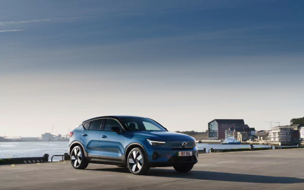 SUV vehicle Volvo C40 HD Desktop Wallpaper | Background Image