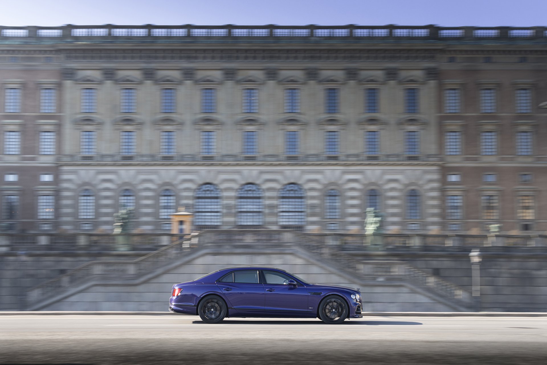 Download Vehicle Bentley Flying Spur 4k Ultra HD Wallpaper