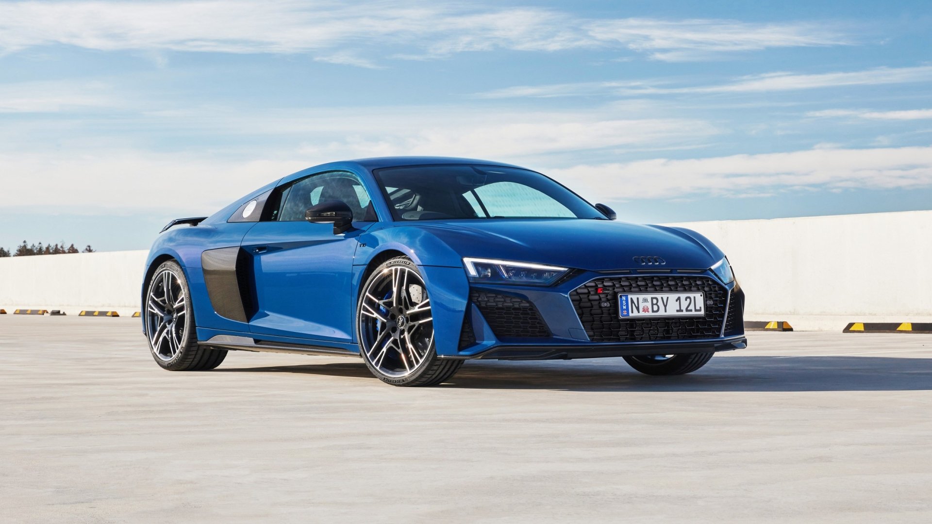 Download Vehicle Audi R8 V10 HD Wallpaper