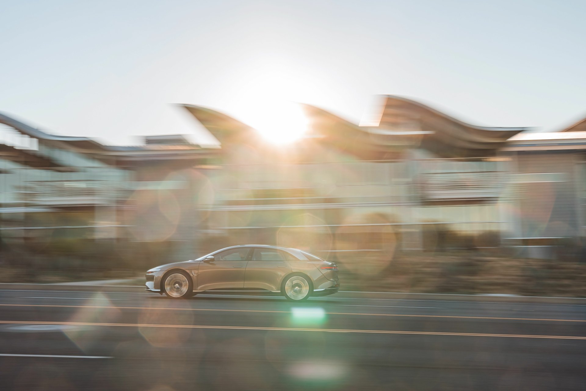 Download Vehicle Lucid Air "Dream Edition" 8k Ultra HD Wallpaper