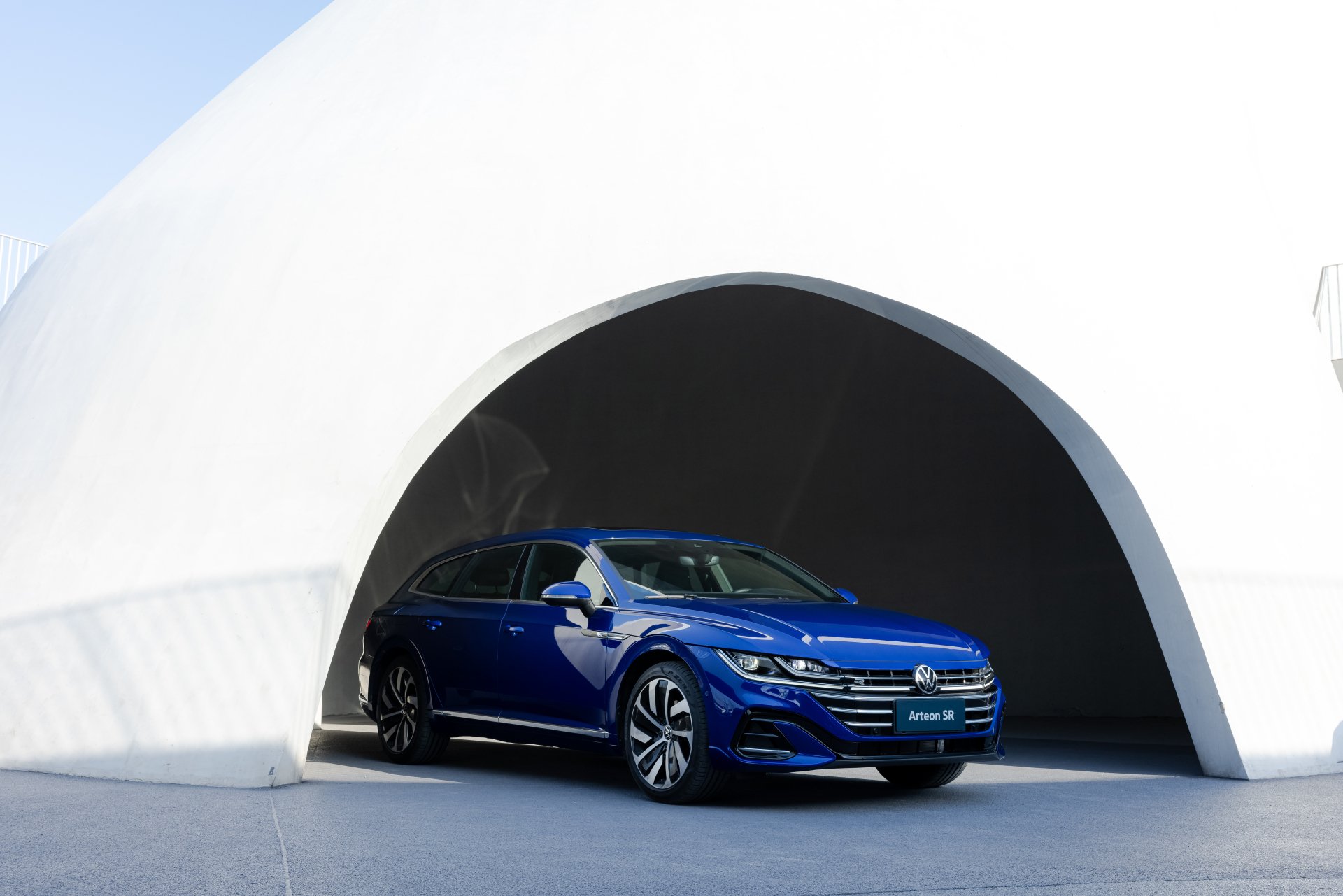 Download Vehicle Volkswagen Arteon Shooting Brake R-Line 8k Ultra HD Wallpaper