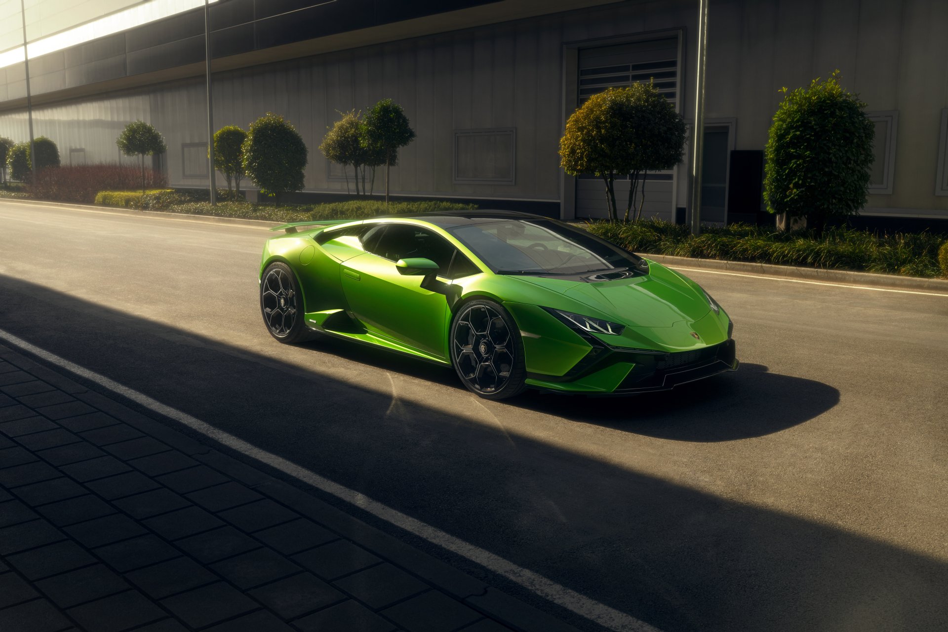 Download Vehicle Lamborghini Huracán Tecnica 8k Ultra HD Wallpaper