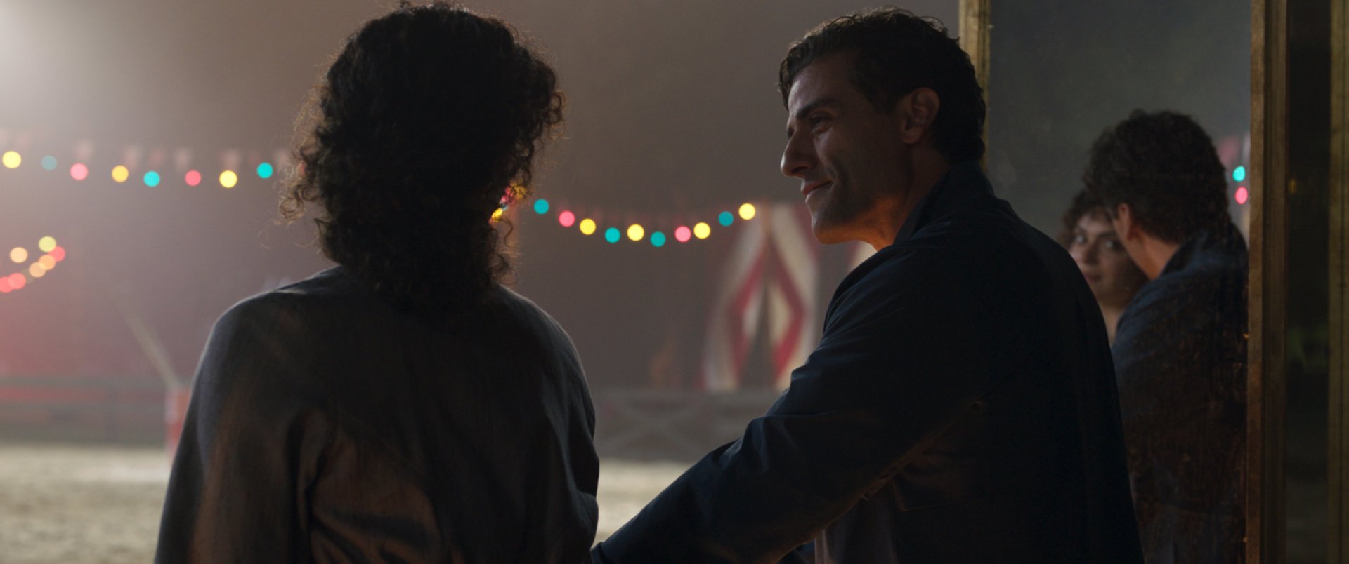 Download Marc Spector Oscar Isaac TV Show Moon Knight HD Wallpaper