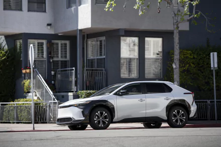 vehicle Toyota bZ4X HD Desktop Wallpaper | Background Image