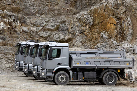 vehicle Mercedes-Benz Arocs HD Desktop Wallpaper | Background Image