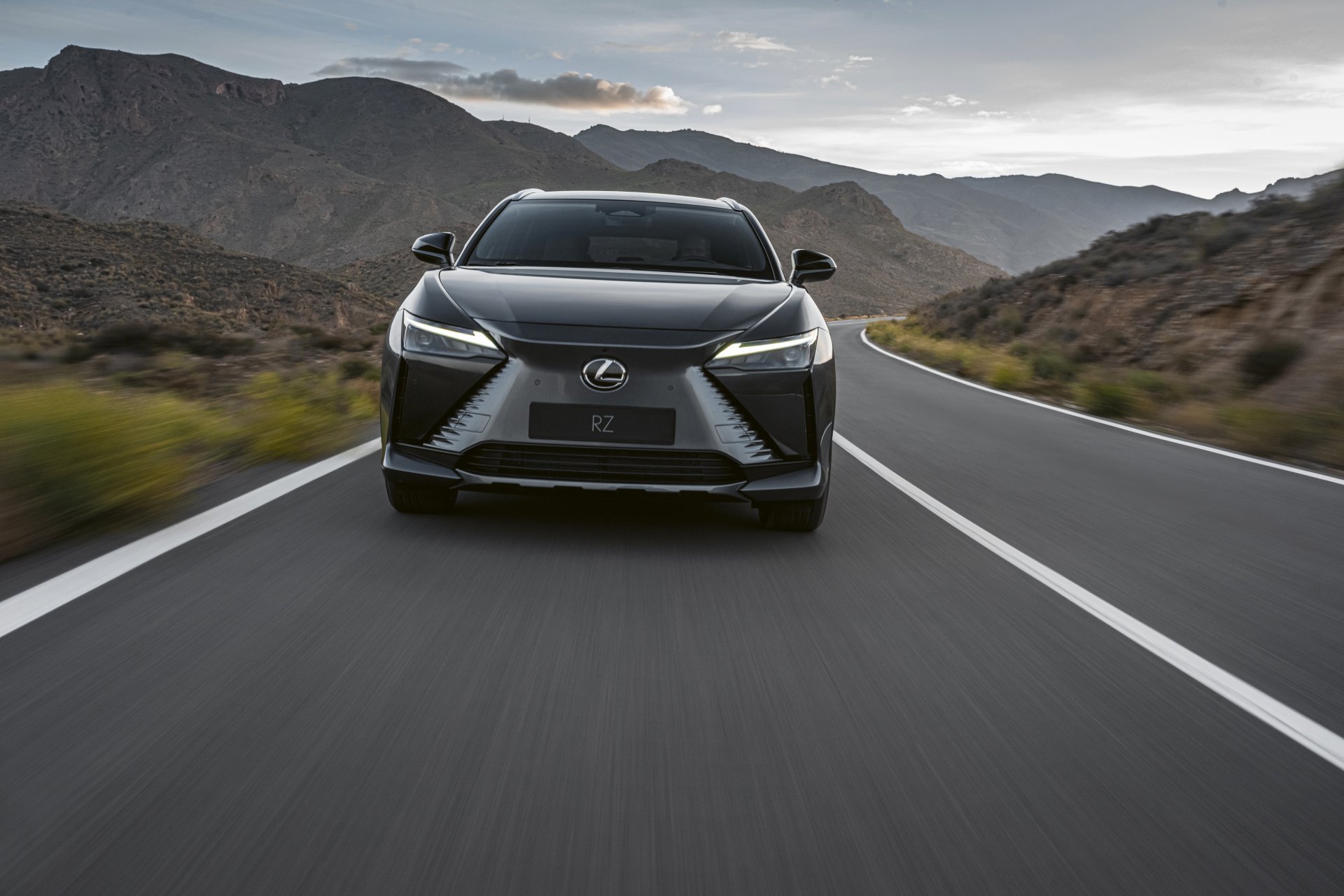 Download Vehicle Lexus RZ 450e HD Wallpaper