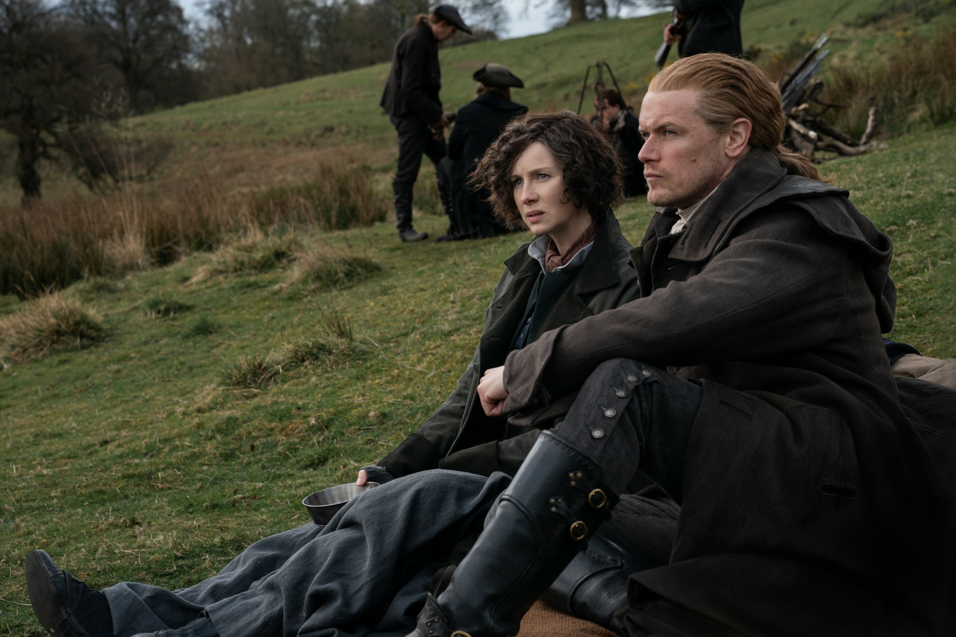 Download Claire Fraser Caitriona Balfe Sam Heughan Jamie Fraser TV Show Outlander HD Wallpaper
