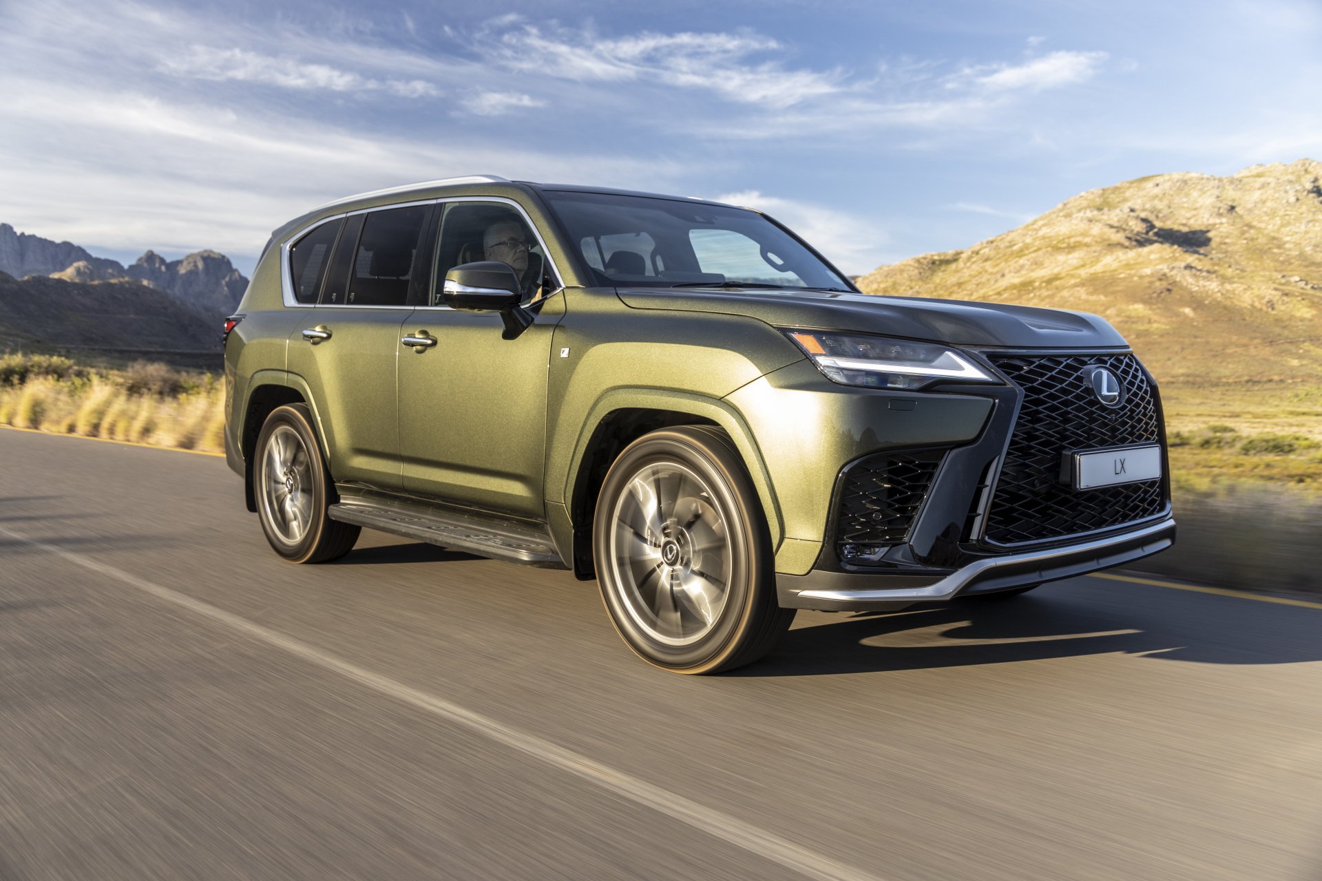 Download Vehicle Lexus LX 600 4k Ultra HD Wallpaper