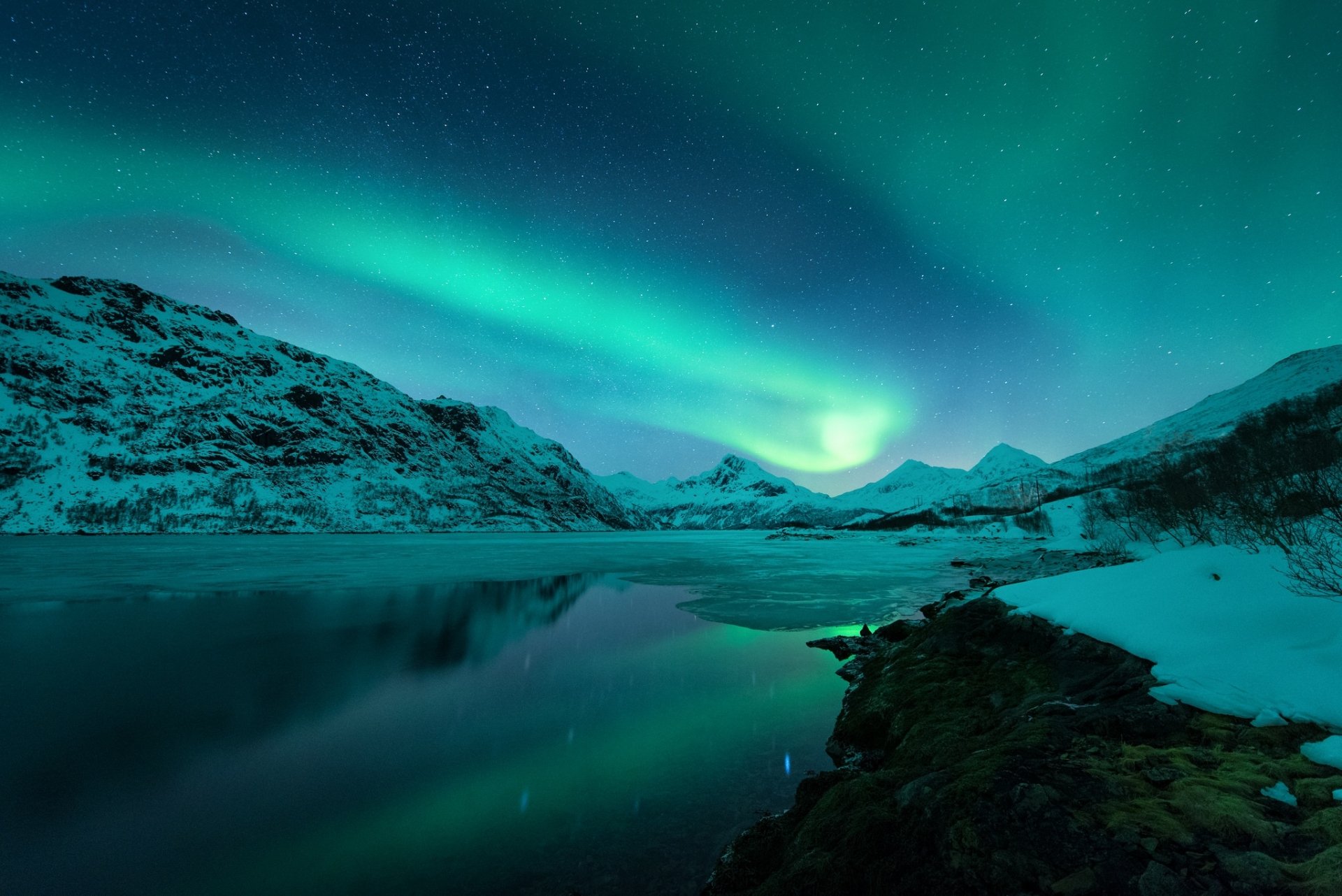Download Lofoten Nature Aurora Borealis HD Wallpaper