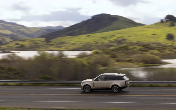 vehicle Range Rover HSE D350 HD Desktop Wallpaper | Background Image