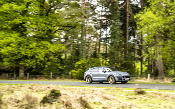 vehicle Porsche Cayenne Turbo HD Desktop Wallpaper | Background Image