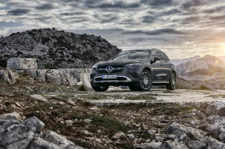  Mercedes-Benz GLC 300 4MATIC Avantgarde