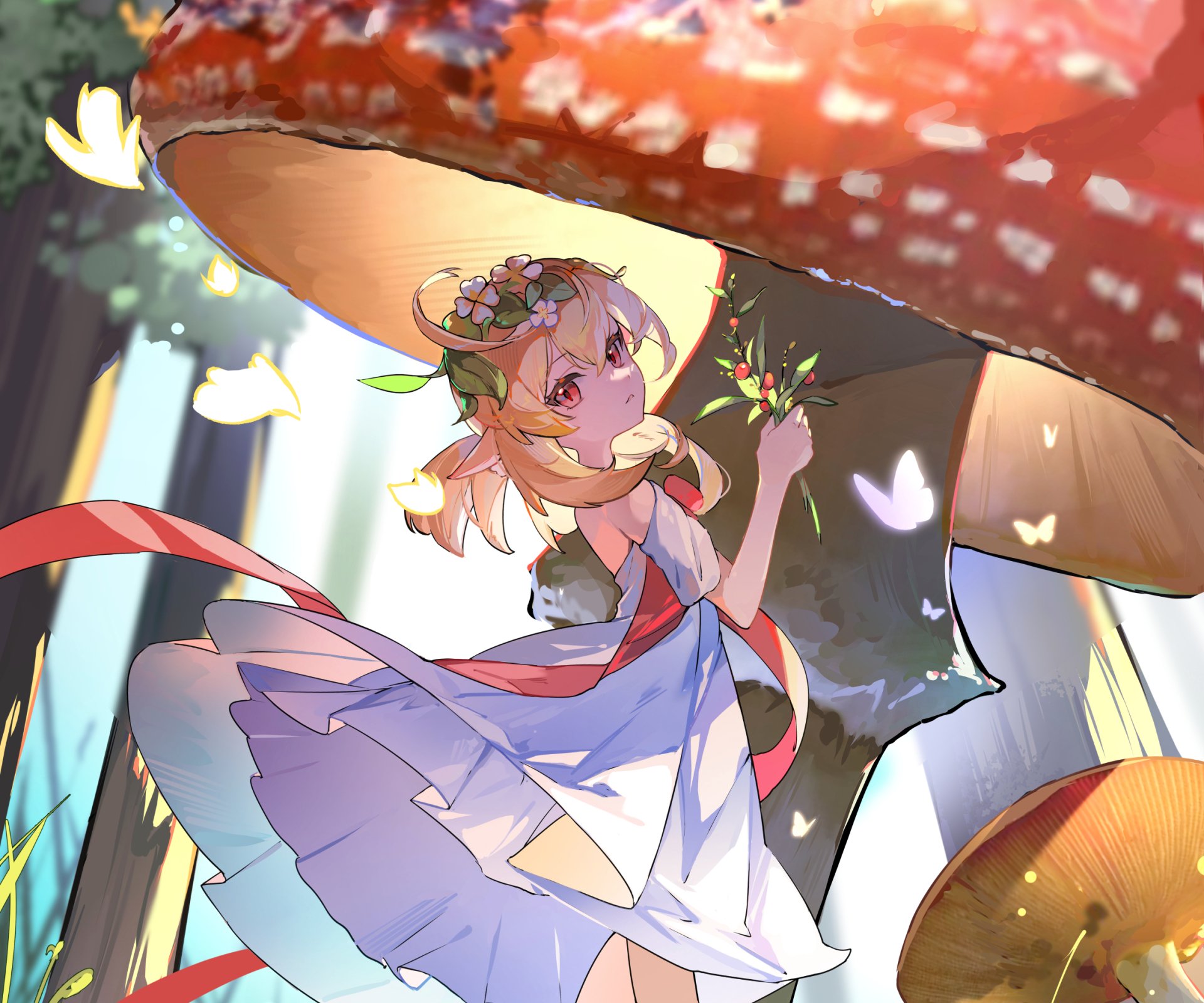 HD PC desktop wallpaper featuring Klee from the video game Genshin Impact, depicted with a whimsical expression under a large mushroom surrounded by glowing butterflies.