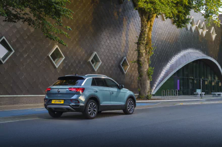 vehicle Volkswagen T-Roc HD Desktop Wallpaper | Background Image