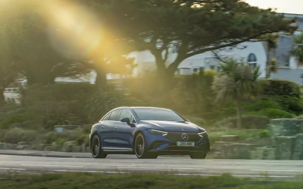 vehicle Mercedes-Benz EQE HD Desktop Wallpaper | Background Image